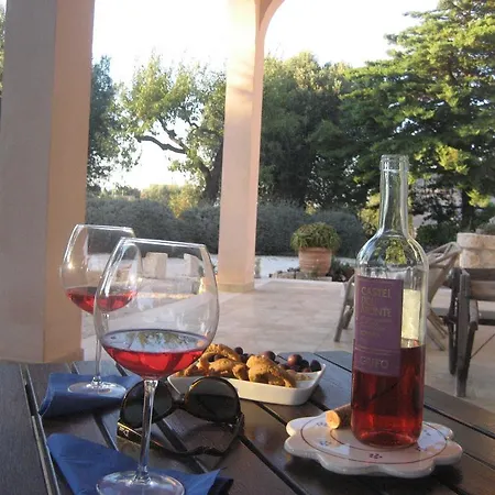 Masseria Due Torri בית כפרי